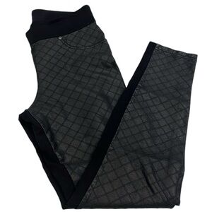Slim vegan leather leg pant